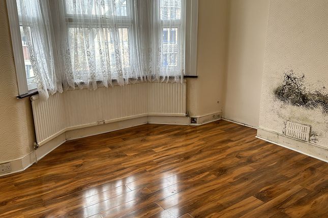 Thumbnail Terraced house to rent in Poulett Road, London