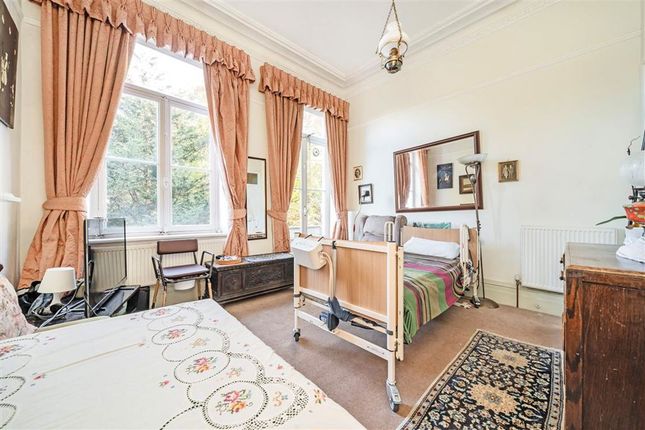 Flat F, 6, Templeton Place, London photo 2