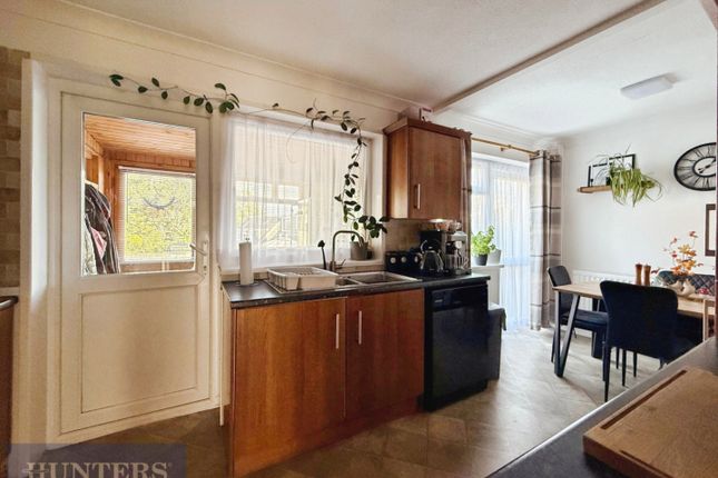 Woodbury View, Exeter photo 3
