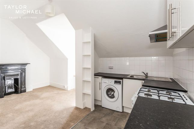Flat 9/10, 28, Cambridge Road, Hove photo 4