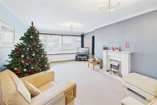 104, Hall Drive, Middlesbrough photo 2
