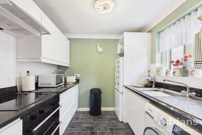 14, Spalding Court, Cedar Avenue, Chelmsford photo 4