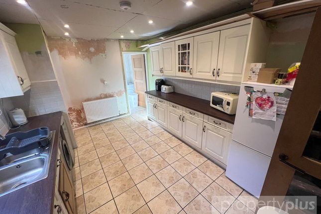 1, Collwyn Street, Porth photo 3
