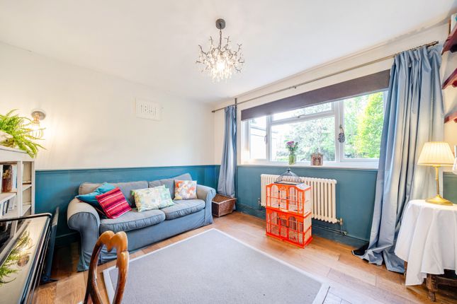 1, Woodcot Cottages, Shooters Hill photo 5