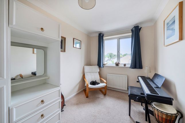 8, Mead Close, Radstock photo 4