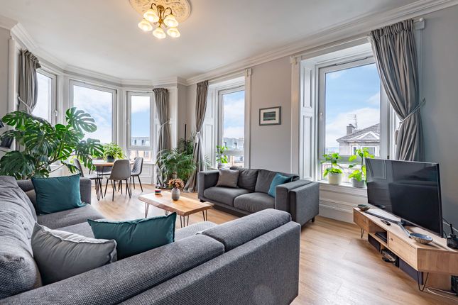 Flat 3/1, 95 Finlay Drive, Dennistoun, Glasgow photo 2