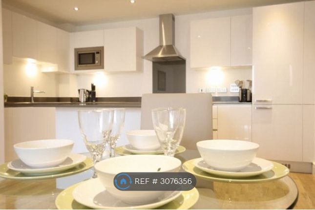 Jubilee Court, Victoria Parade, London photo 4