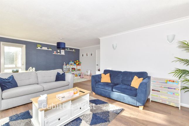 Redwood Court, St. Flora's Road, Littlehampton photo 2