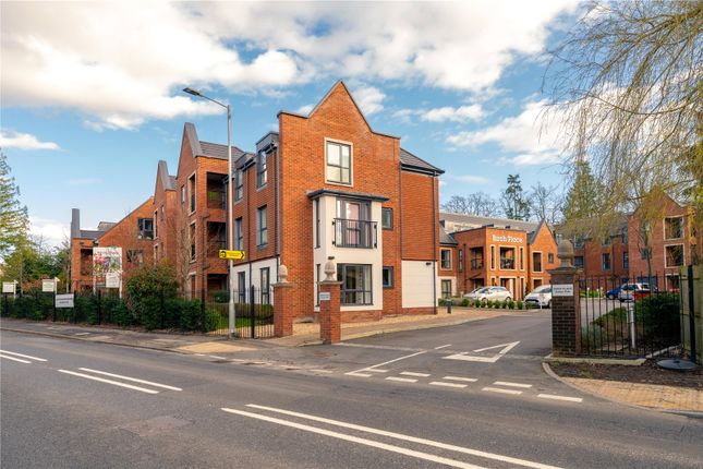 Thumbnail Flat for sale in Duke's Ride, Crowthorne