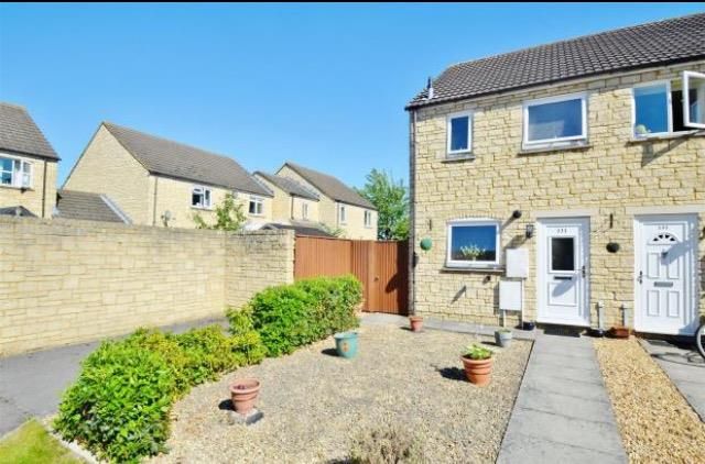 End terrace house to rent in Langford Village, Bicester