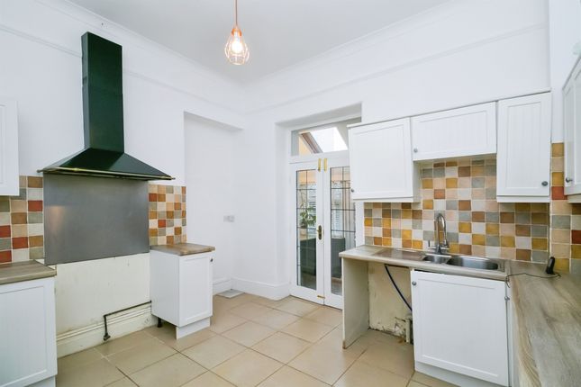 1, Pembroke Terrace, Penarth photo 4