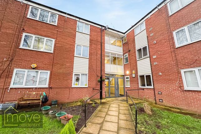 Flat for sale in Pitville Grove, Mossley Hill, Liverpool