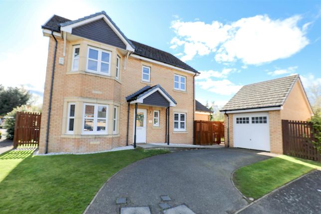 Thumbnail Detached house for sale in Glebe Place, Markinch, Glenrothes