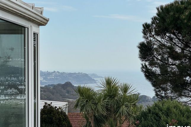 33 Dolphin Court Road, Paignton photo 2