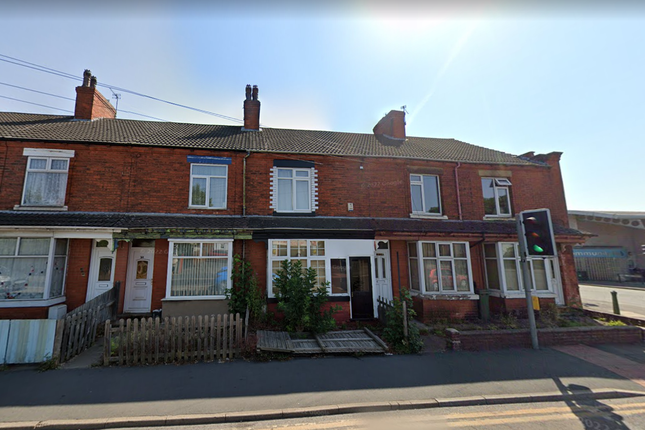 Terraced house for sale in Ashby Road, Scunthorpe
