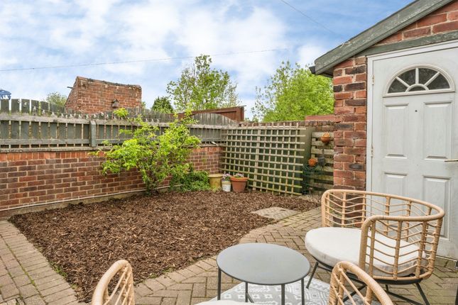 14, Green Lane, Doncaster photo 4