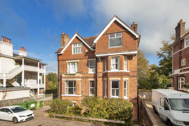 1-bed flat on Tunbridge Wells, £1,150/mo