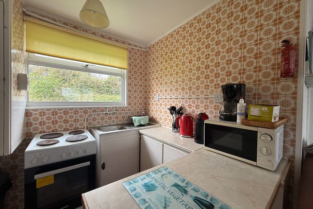 20 Seadell Chalet Park, Beach Road, Great Yarmouth photo 2