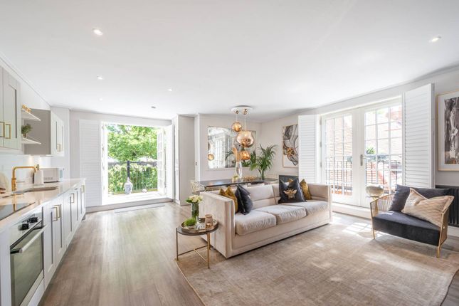 Thumbnail Flat to rent in Collison Avenue EN5, High Barnet, Barnet,