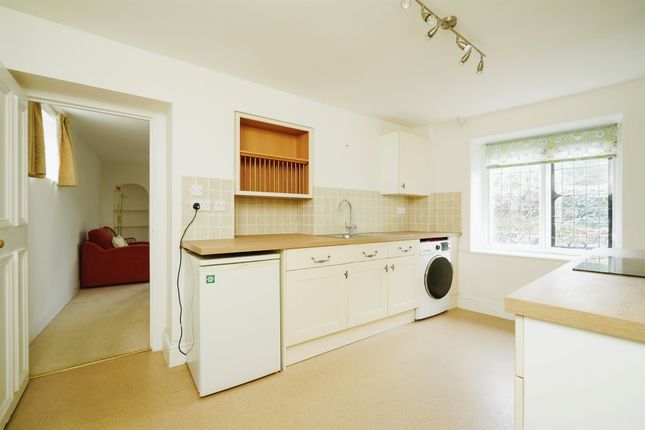 Flat 7, Riverside Cottage, Mill Street, Witney photo 4