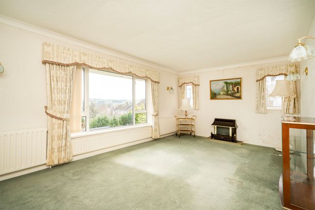 2 Hallamshire Close, Sheffield photo 2