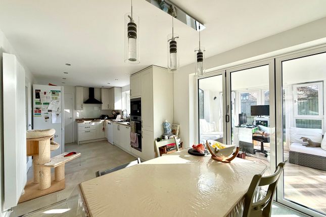 Woodhay, Manchester Road, Lymington photo 2