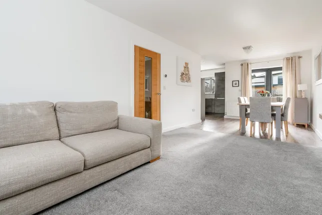 11, Clifton Drive, Ramsey photo 5