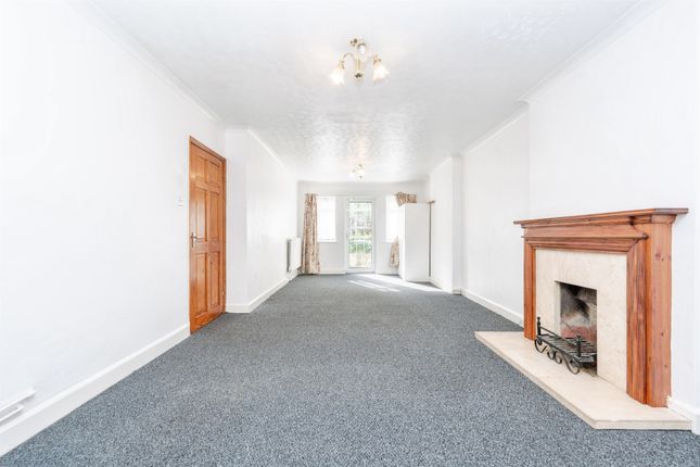 44, Whitelands Road, High Wycombe photo 4