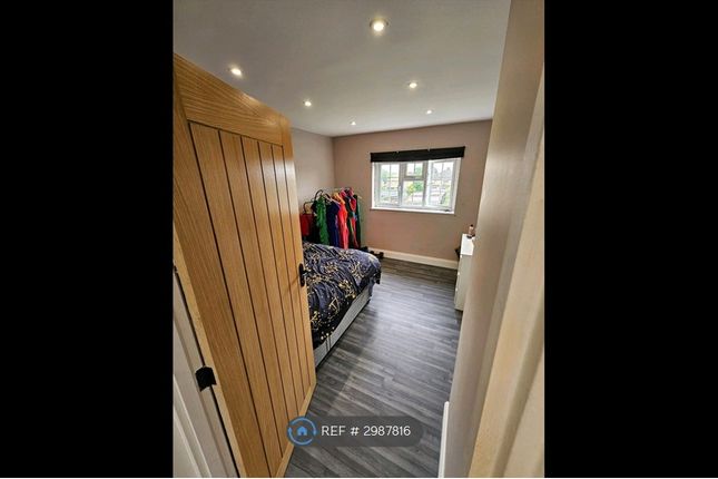 Danes Way, Brentwood photo 3