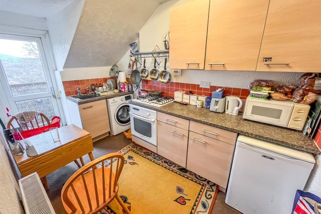72c, Fairfield Road, Buxton photo 4