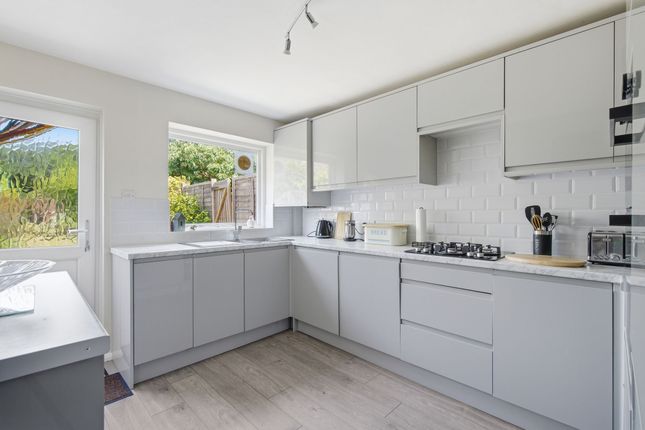 43 Church Road, Ascot photo 3