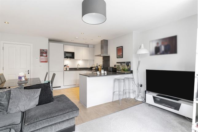 8, Abbots Court, 11 Devonshire Road, Sutton photo 4