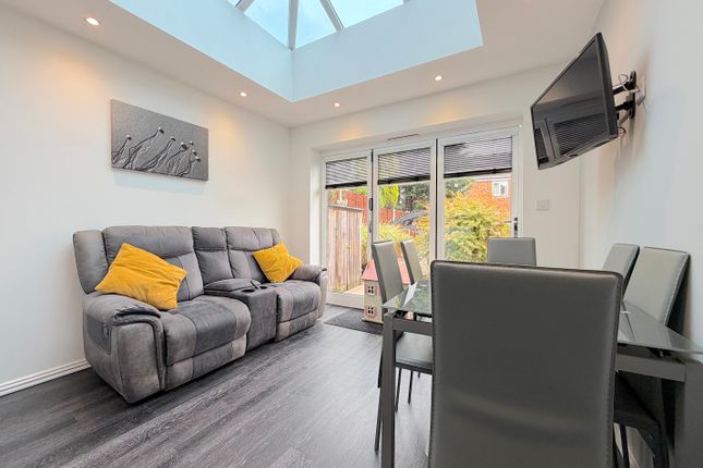 23, Pheasant Way, Cannock photo 3