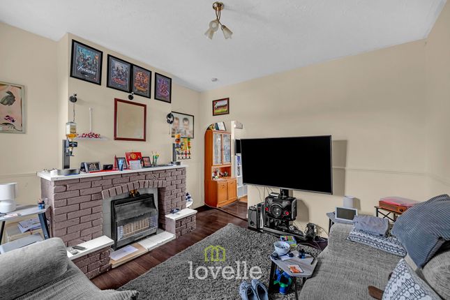 80 Ladysmith Road, Grimsby photo 4