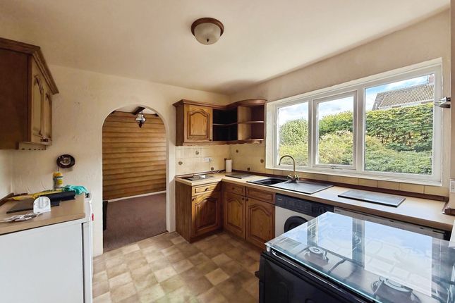 61 Acacia Gardens, Stoke-On-Trent photo 5
