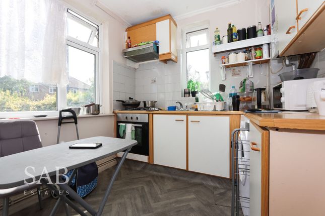 51 Oldfield Lane South, Greenford photo 3