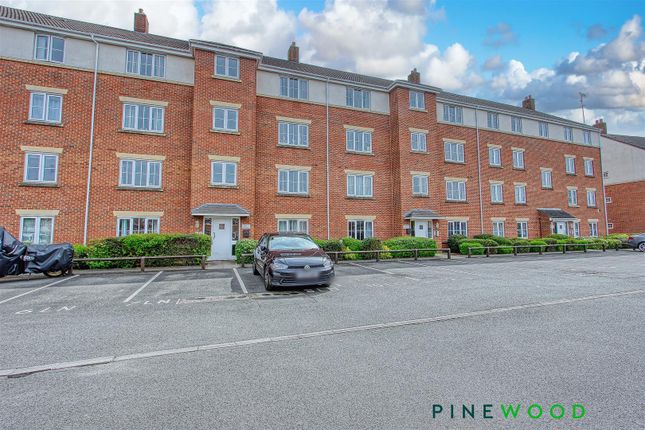 Flat for sale in Linacre House, Archdale Close, Chesterfield, Derbyshire