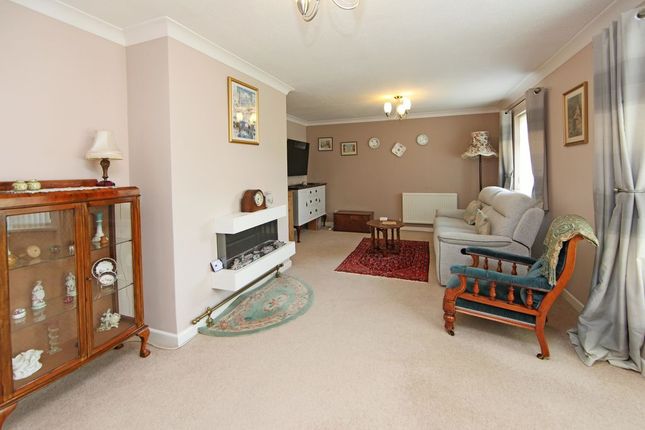 9, St Margarets Drive, Telford photo 4