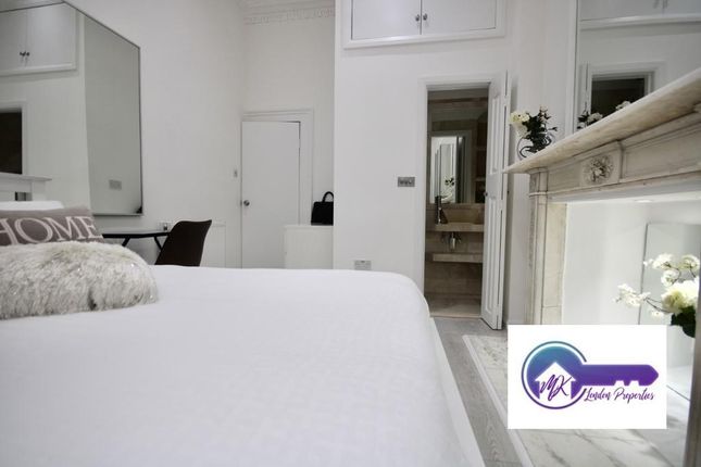 060926, Mortimer Crescent, London photo 3