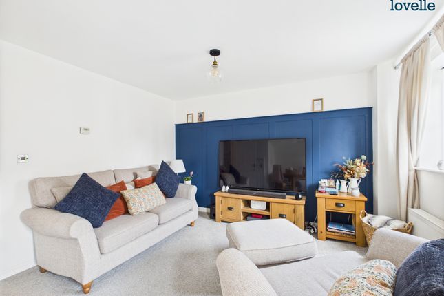 8, Crowder Close, Bardney photo 3