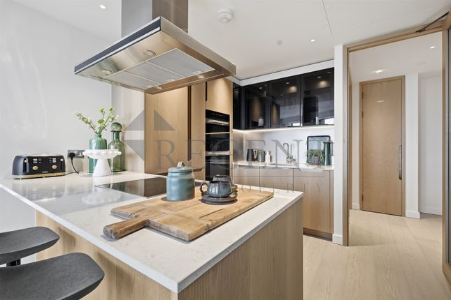 1, Apartment 2902, Nine Elms Lane, London photo 4