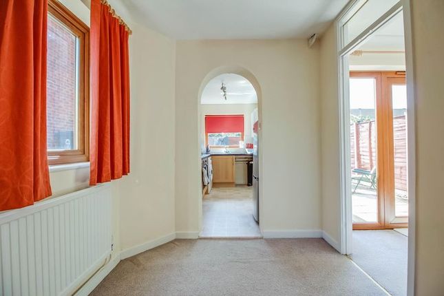 11, James Court, St. Neots photo 4