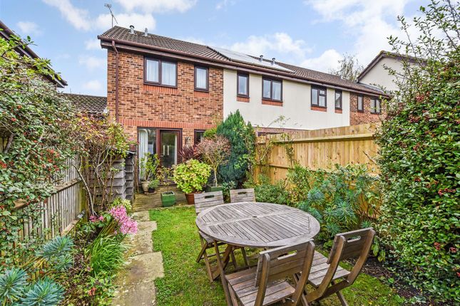 28, Sandringham Road, Petersfield photo 2