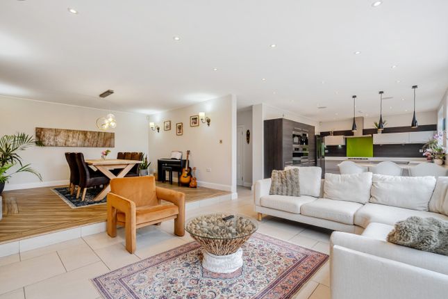 65, Kevington Drive, Chislehurst photo 3