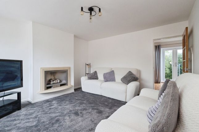 35, St. Giles Drive, Cheshire photo 3