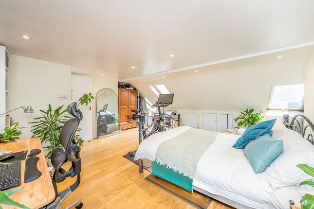 67, Salterford Road, London photo 4
