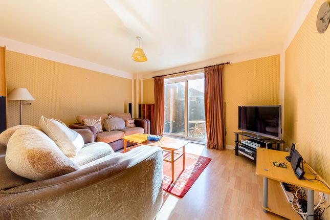 26 Stretton Way, Newcastle Upon Tyne photo 3