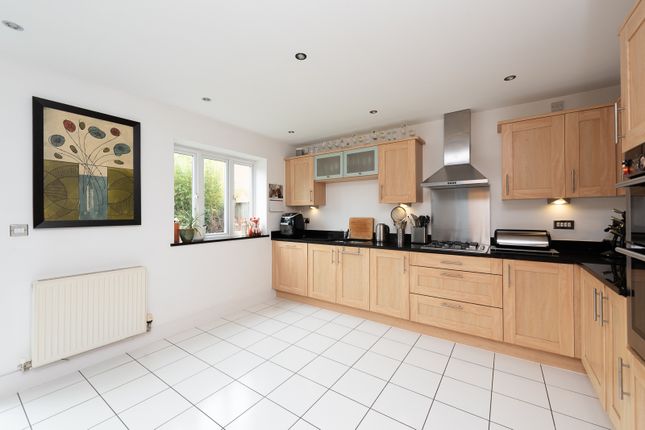 33, Yew Tree Avenue, Chester photo 4