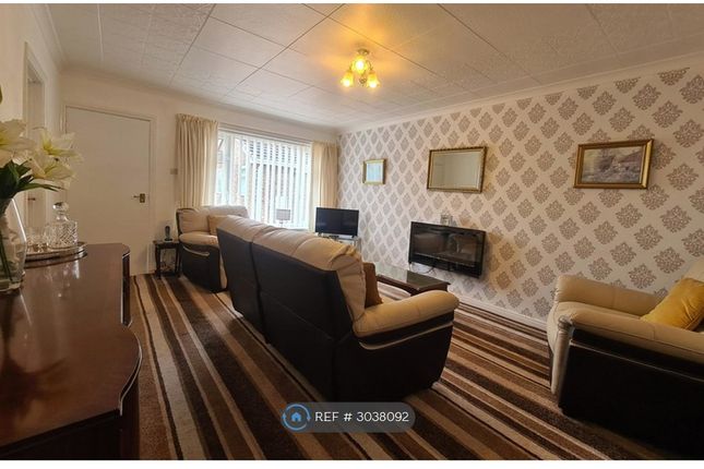 Malvern Close, Hurworth, Darlington photo 3