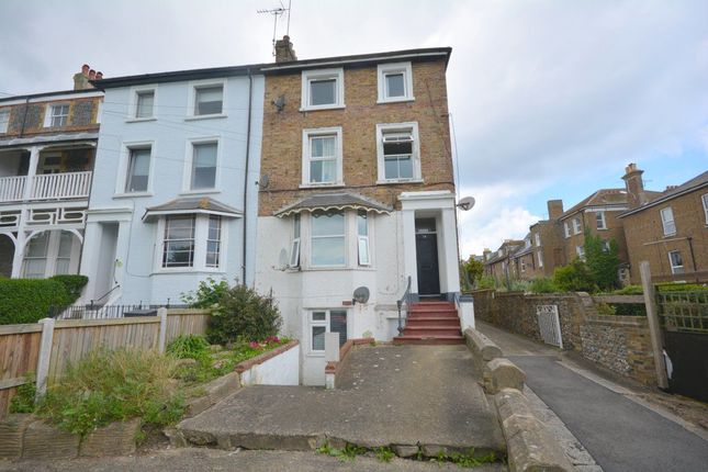 Thumbnail Flat to rent in Ramsgate Road, Broadstairs